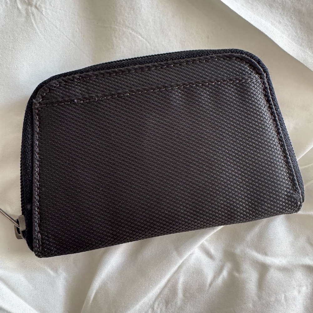 Chic Black Textured Wallet